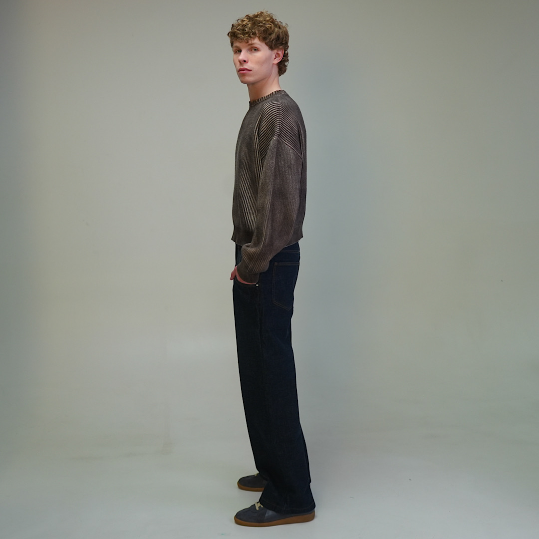 Acid-washed knit — profile